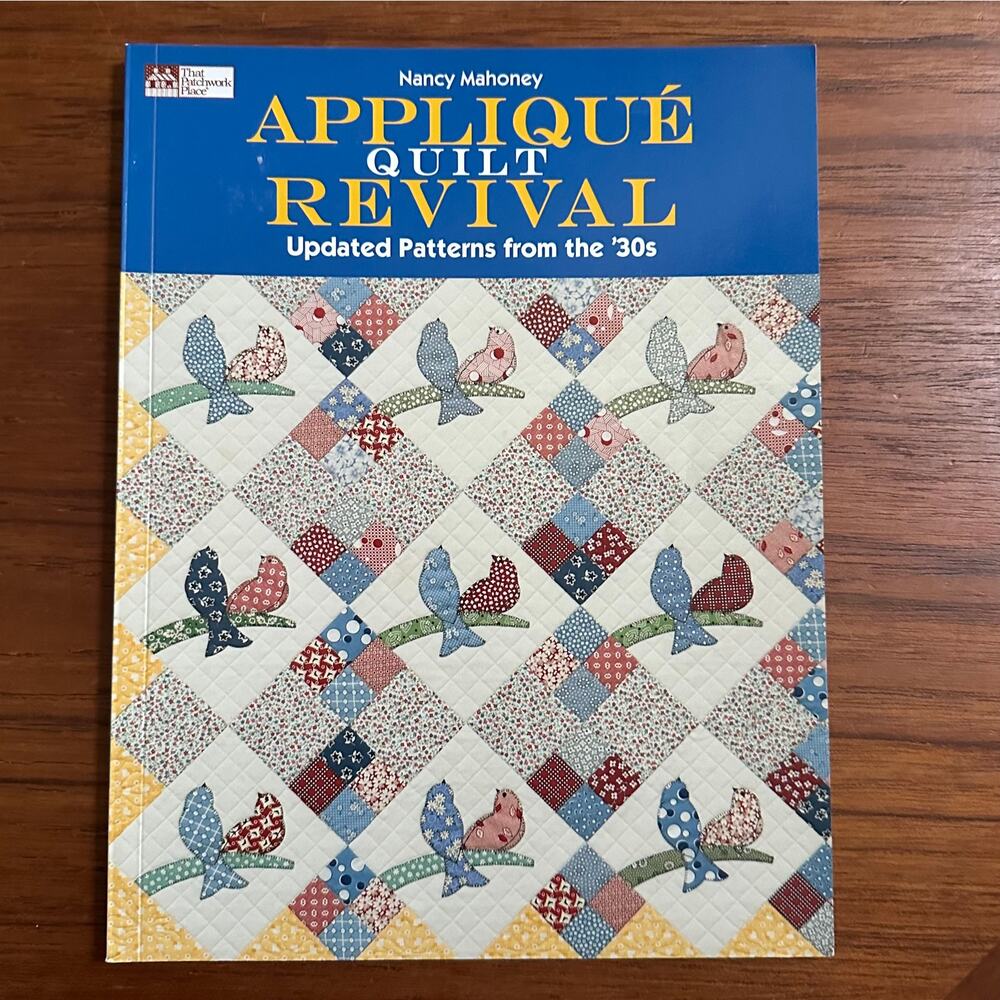 Applique Quilt Revival Pattern Book